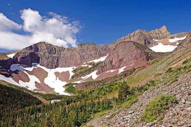 istock Red Peaks in the Wilds 134067686