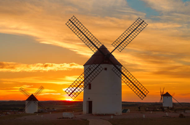 istock Mota del Cuervo windmills in Cuenca 1340721135