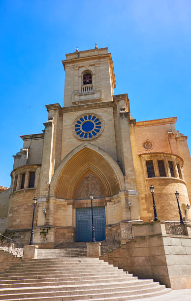 iglesia de albacete en castilla la mancha - ciudad de albacete fotografías e imágenes de stock