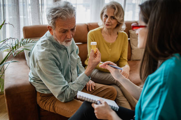 istock Psychotherapist giving a prescription pills 1340776640