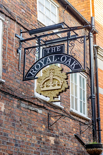 The Royal Oak on The Shambles in Chesterfield, England. This timbered building has been a pub since 1775. it is thought to have dated from the 1500s and was later split into a pair of butchers' shops. Contrary to legend, it apparently is not linked to the Knights Templar in the 12th and 13th centuries.