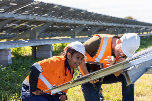 istock Senior Engineer and Aboriginal Australian Apprentice Working Together On Solar Farm Installation 1340816907