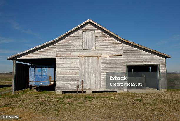 Farm House Stockfoto und mehr Bilder von Agrarbetrieb - Agrarbetrieb, Alt, Antiquität