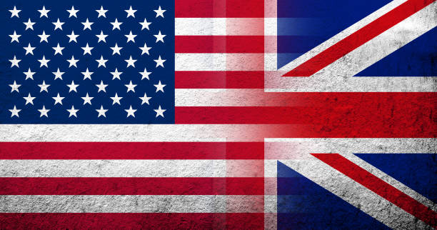 illustrazioni stock, clip art, cartoni animati e icone di tendenza di bandiera nazionale degli stati uniti d'america (usa) con bandiera nazionale del regno unito. sfondo grunge - british flag dirty british culture flag