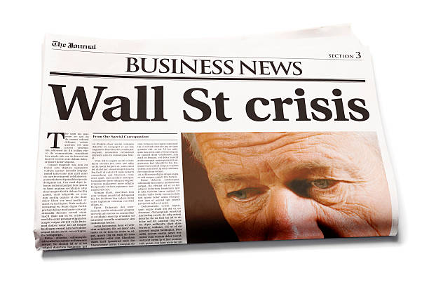 jornal: wall st crise - newspaper headline newspaper wall street finance - fotografias e filmes do acervo