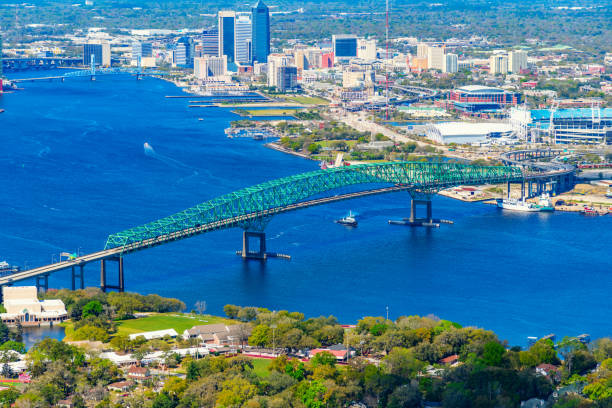 istock Jacksonville Florida Aerial Cityscape 1340963016