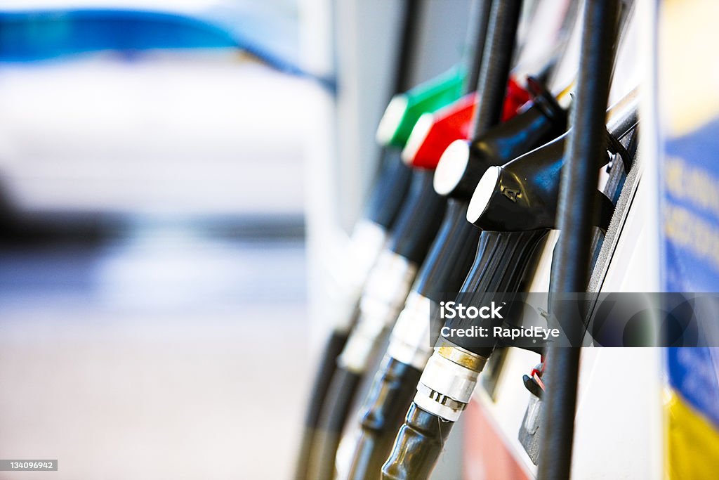 Pompes à essence - Photo de Pompe à essence libre de droits