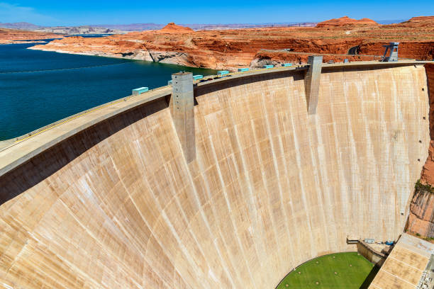 istock Glen Canyon Dam at Colorado river 1340988985
