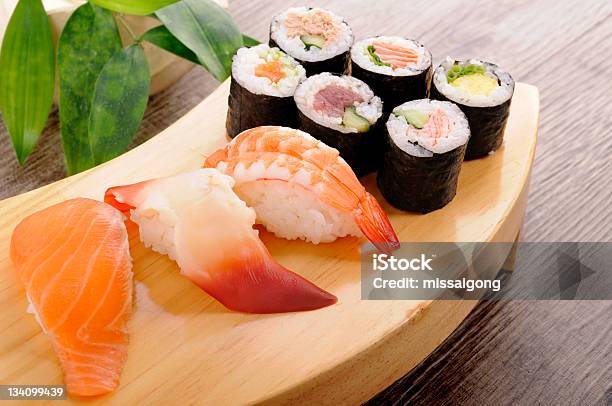 各種の寿司 - アジア大陸のストックフォトや画像を多数ご用意 - アジア大陸, アボカド, カニカマ