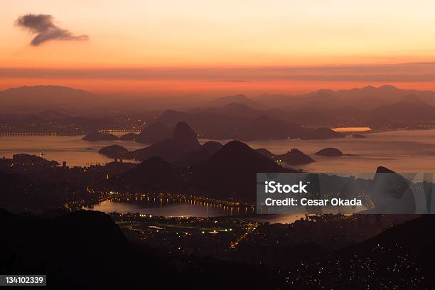 Rio De Janeiro Na Wschód Słońca - zdjęcia stockowe i więcej obrazów Rio de Janeiro - Rio de Janeiro, Stan Rio de Janeiro, Ujęcie z lotu ptaka