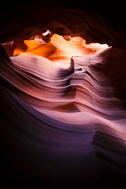 미국 남서부의 슬롯 협곡인 앤텔로프 캐년(antelope canyon)은 미국 애리조나 주 페이지 동쪽나바호 땅에 있습니다. - red sandstone audio 뉴스 사진 이미지