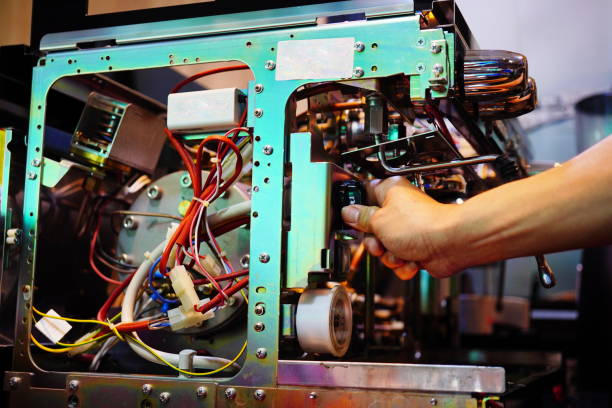 repairing espreso coffee machine, The Man is open cover machibe for fix