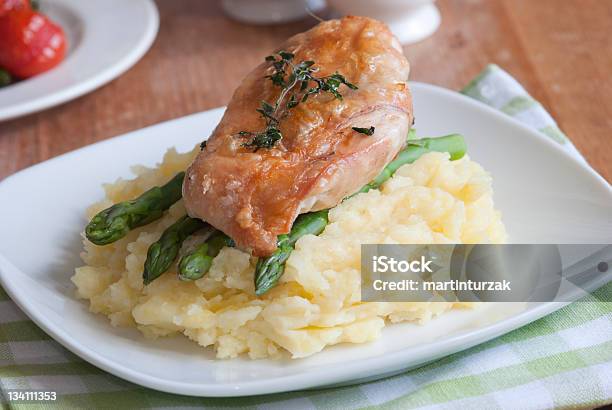 Kurczak Z Tłuczone Ziemniaki - zdjęcia stockowe i więcej obrazów Pierś z kurczaka - Pierś z kurczaka, Ziemniaczane purée, Barbecue