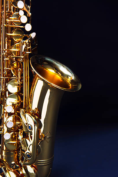 saxofón con espacio de copia - light jazz fotografías e imágenes de stock