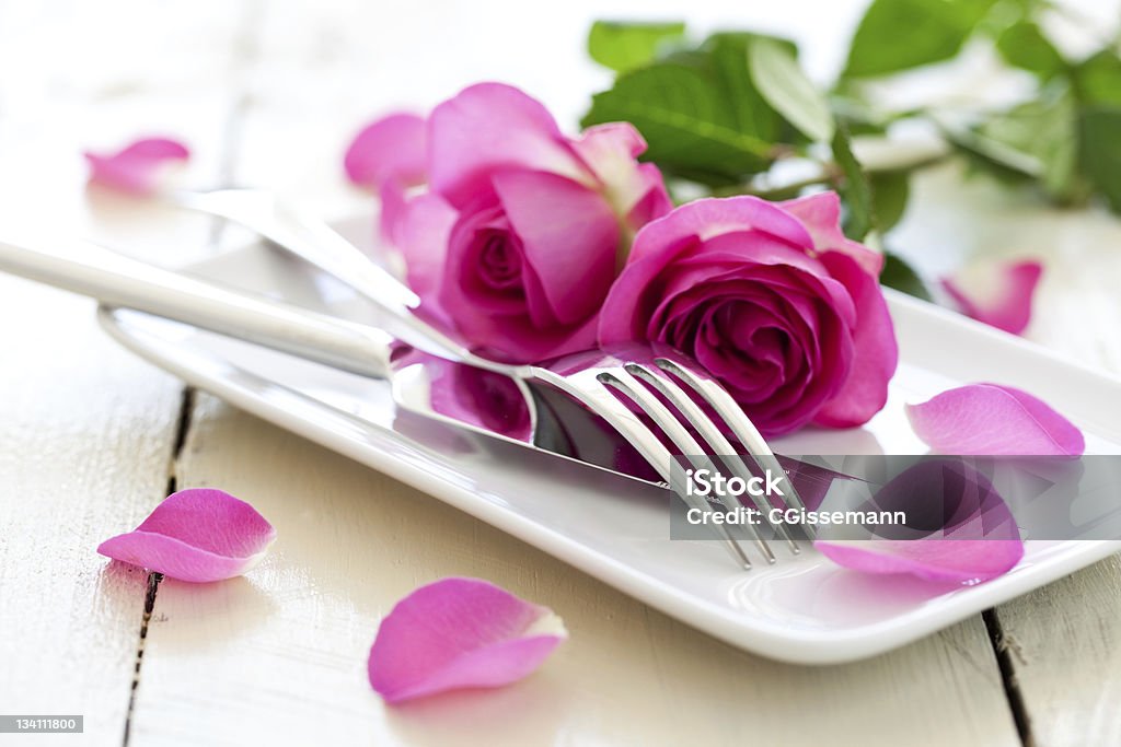 Ambiente romántico de mesa - Foto de stock de Día de la madre libre de derechos