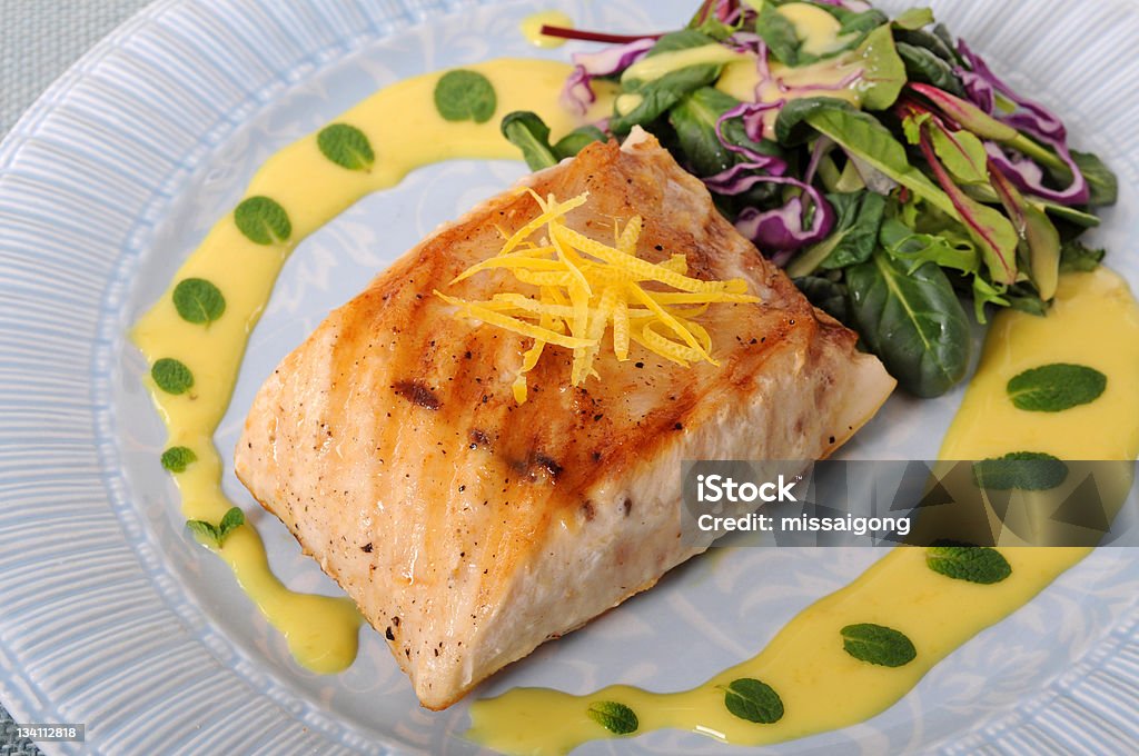 Filete de atún a la parrilla - Foto de stock de Alimento libre de derechos
