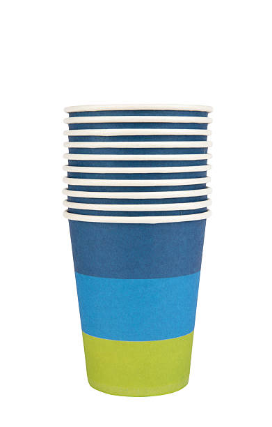 pila di bicchieri di carta - disposable cup cup stack blue foto e immagini stock
