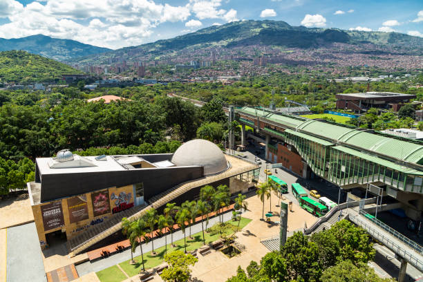 The Desires Park together with the Jesús Emilio Ramírez Municipal Planetarium began the transformation of the northern area Medellin, Antioquia. Colombia - September 17, 2021 - The Desires Park together with the Jesús Emilio Ramírez Municipal Planetarium began the transformation of the northern area metro medellin stock pictures, royalty-free photos & images