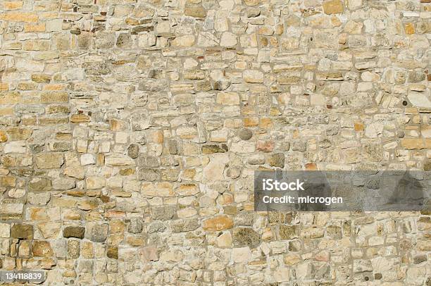 Große Mittelalterliche Steinmauer Stockfoto und mehr Bilder von Steinmauer - Steinmauer, Alt, Bildhintergrund