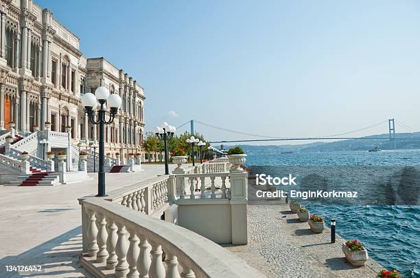 El Bósforo Desde Ciragan Foto de stock y más banco de imágenes de Balcón - Balcón, Paisaje urbano, Estrecho de Bósforo