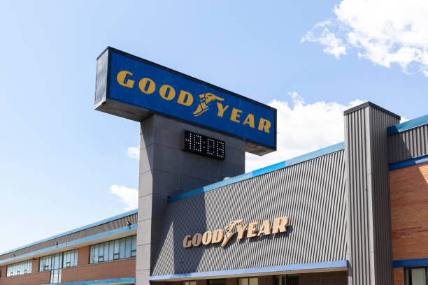 Goodyear Canada Corporate office in Etobicoke, Toronto, Canada. Etobicoke, Toronto, Canada - June 6, 2020: Goodyear Canada Corporate office in Etobicoke, Toronto, Canada. The Goodyear Tire & Rubber Company is an American multinational tire manufacturing company. etobicoke stock pictures, royalty-free photos & images