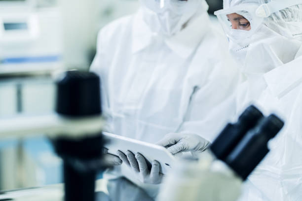 istock Tablet use in a scientific laboratory 1341292153