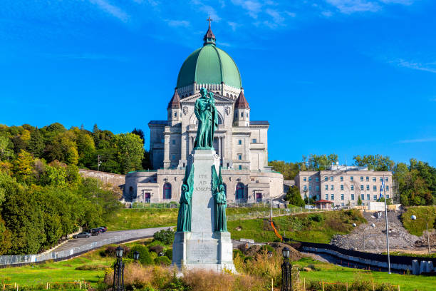 saint joseph oratory in montreal - oratory imagens e fotografias de stock