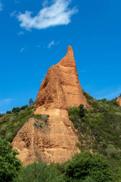 Bright rock peak at the Las Medulas historic gold mining site Bright rock peak at the Las Medulas historic gold mining site near the town of Ponferrada in the province of Leon, Castile and Leon, Spain. beautiful landscape in las medulas leon spain stock pictures, royalty-free photos & images