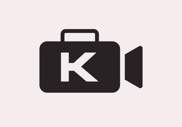 логотип кино и видеографии на букве k шаблон дизайна. начальная буква k с дизайном логотипа пленочного видеокамеры - letter k audio stock illustrations