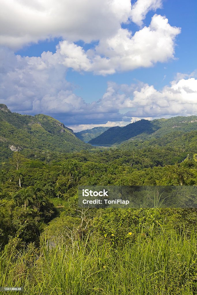 Vue panoramique des montagnes Escambray - Photo de Amérique du Sud libre de droits
