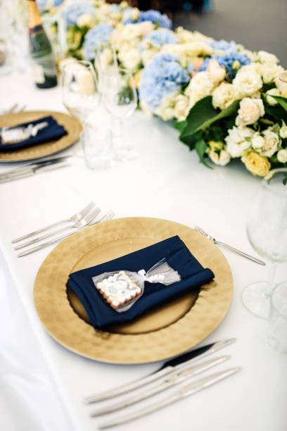 istock Gift for a wedding guest. Hydrangea and roses floral wedding decoration. 1341406142