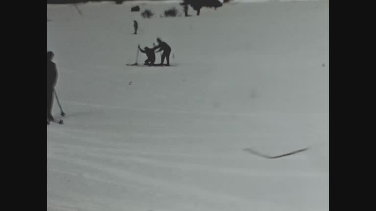 Austria 1964, People skiing Tyrol 2