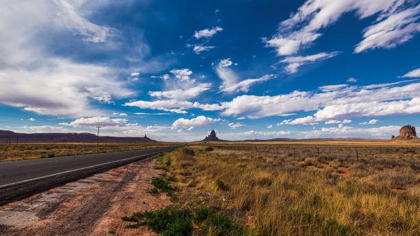 istock monumental valley, Arizona, US 1341419435