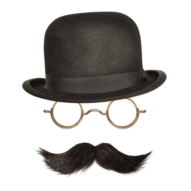 chapeau melon avec moustache bouclée noire et lunettes isolées sur blanc - fake mustache photos et images de collection