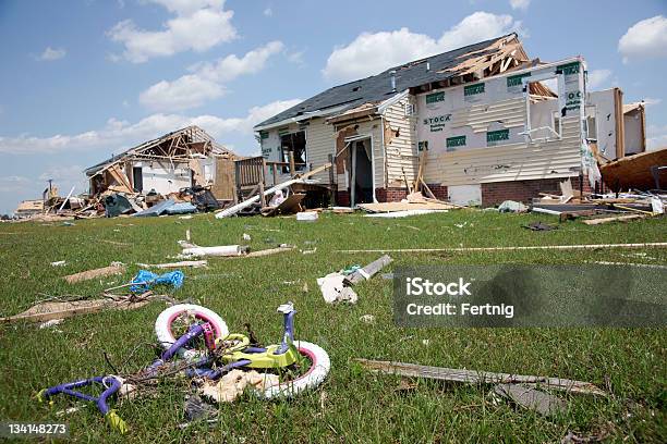 Snow Hill Tornado Damge Stockfoto und mehr Bilder von Wohngebäude - Wohngebäude, Ausweisdokument, Beschädigt