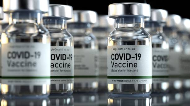 Covid-19 Vaccine vials - Pharma medical Corona Virus vaccine ampules Covid Vaccine vials - Macro Photo of COVID-19  Vaccines prepared for use in pandemic of Corona Virus and Variant Strains. Pharma medical vaccine ampules. crista ampullaris photos stock pictures, royalty-free photos & images