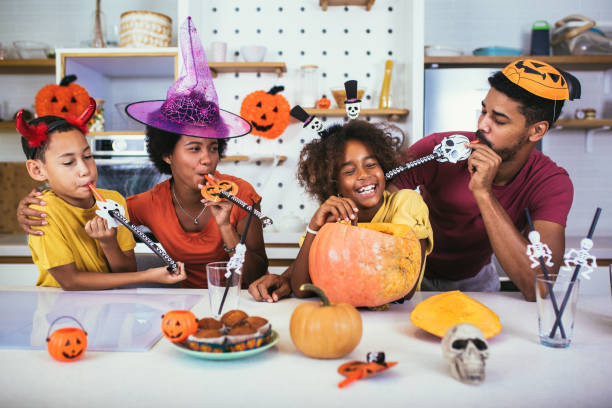 istock Family has fun in Halloween time 1341507019