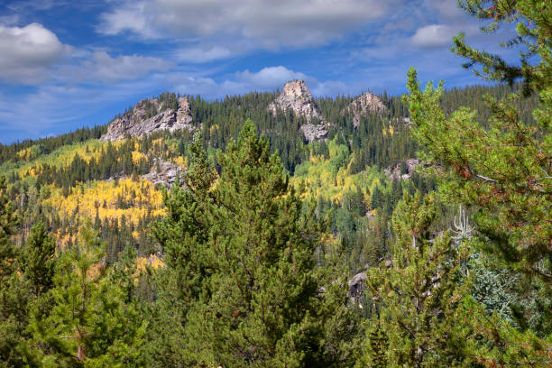 istock Colorful Mountain Peaks in Colorado 1341510532