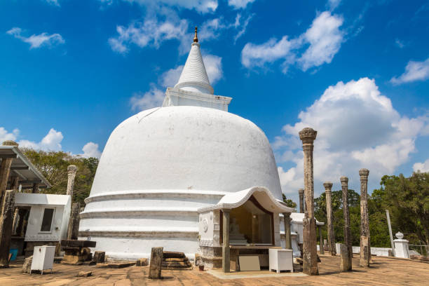 istock Lankaramaya dagoba (stupa) 1341532985