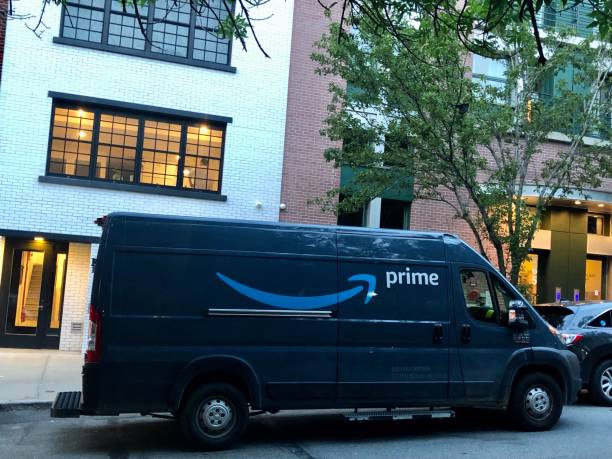 amazon prime lieferwagen - amazoncom stock-fotos und bilder