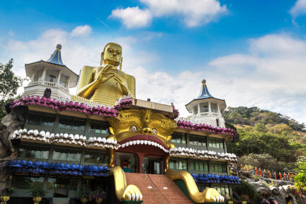 istock The Golden Temple in Dambulla 1341551299