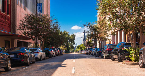 istock Middle of the road 1341566775