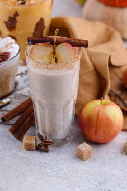 istock Autumn spiced apple pie smoothie 1341619735