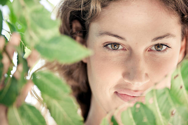 istock Beauty through the leaves 134166114