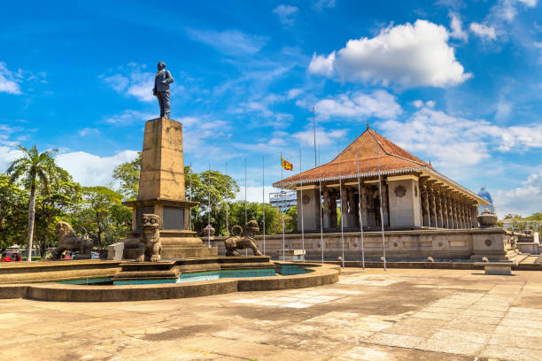 istock Independence Memorial Hall in Colombo 1341737278