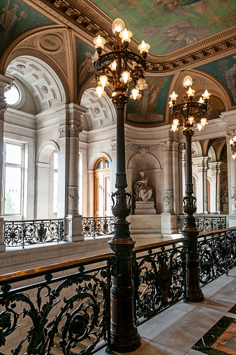 Paris townhall indoor ( mairie de Paris ) : couloir de l'escalier du maire / corridor of Mayor stairs. Paris in France. September 18, 2021.