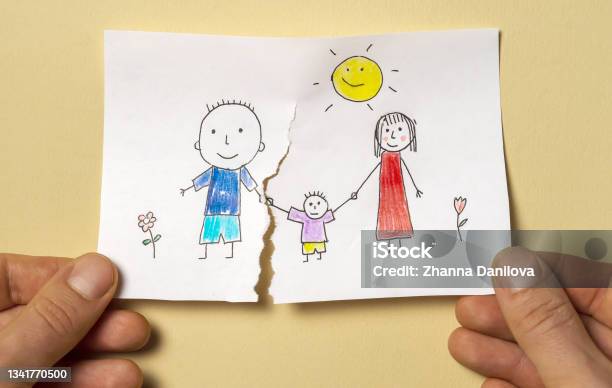 Divorce Relationship Difficulties Child Problems Stock Photo - Download Image Now