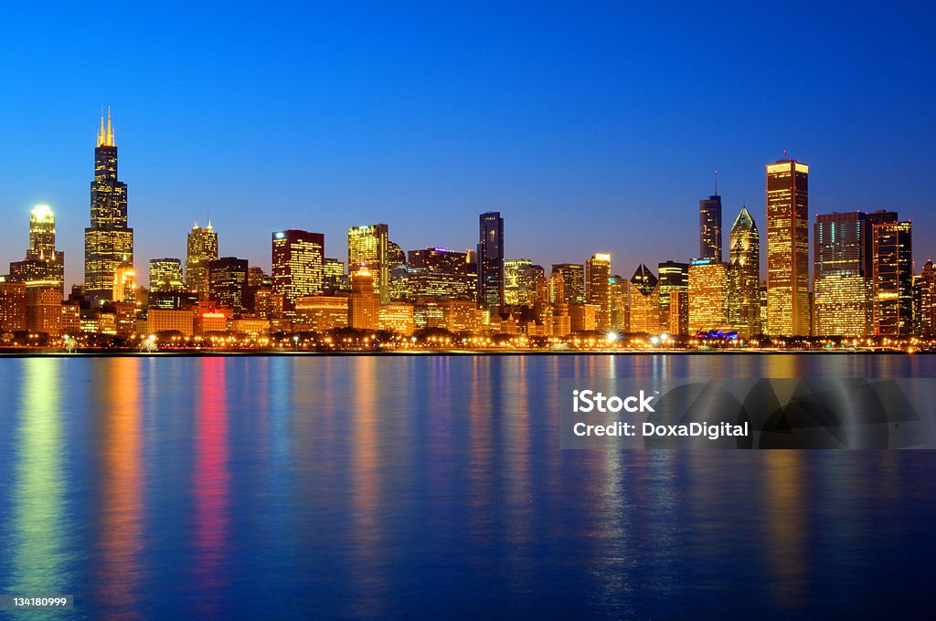 Чикаго городского пейзажа/очертания - Стоковые фото Линия горизонта роялти-фри