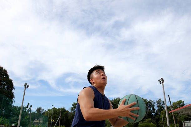 istock Pick-up Basketball 1341830847