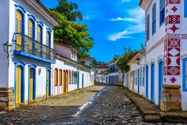 ブラジル、リオデジャネイロ、パラティの歴史的中心部の通り - rio de janeiro ストックフォトと画像